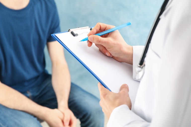 Vasectomia: SUS oferece cirurgia gratuitamente em todo o País