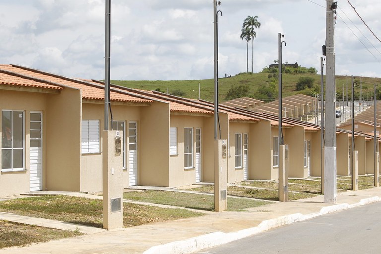 480 famílias de Maceió recebem as chaves da casa própria