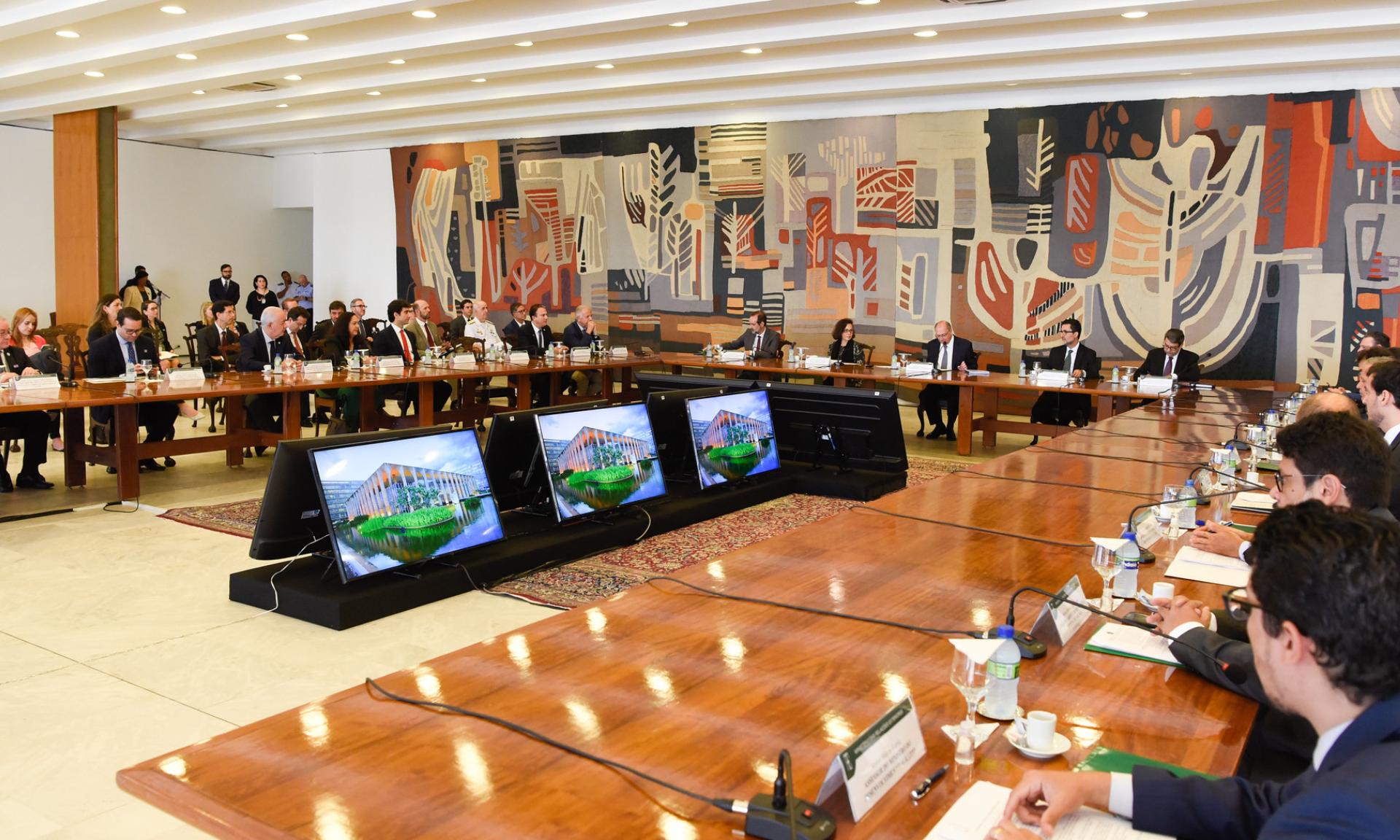 Secretário especial do Programa de Parcerias de Investimentos (PPI) da Casa Civil, Marcus Cavalcanti, representou o ministro Rui Costa na agenda