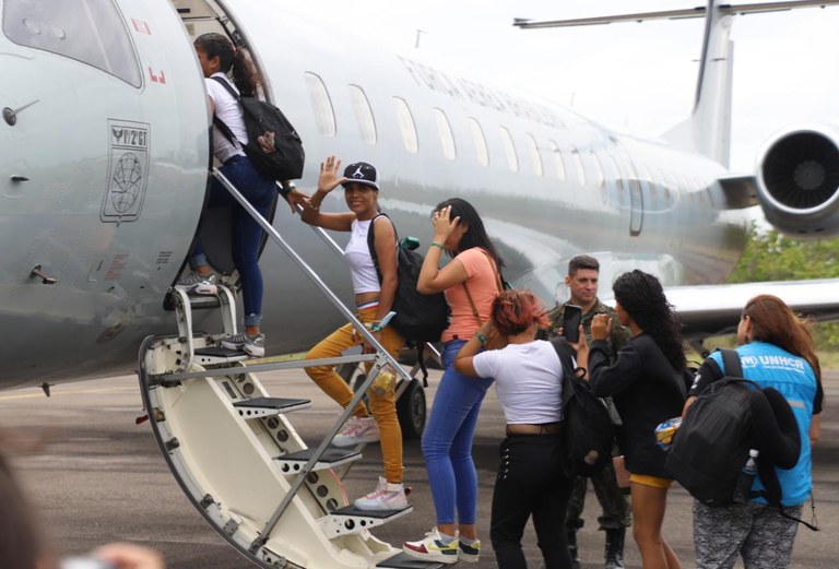 Governo Federal interioriza 35 migrantes e refugiadas venezuelanas com vagas de emprego sinalizadas pela Operação Acolhida