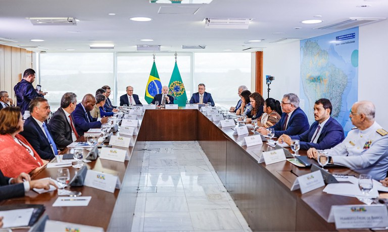 Governo Federal terá presença permanente no Território Yanomami com investimento de R$ 1,2 bi, afirma ministro Rui Costa