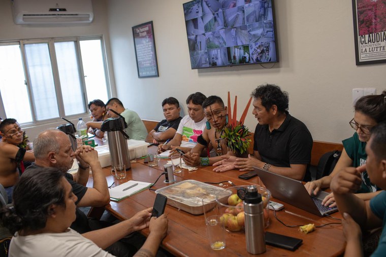 Reunião com lideranças indígenas
