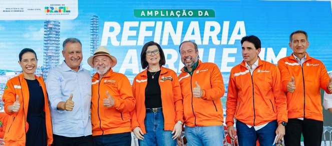 Investimentos totais da Petrobras na RNEST somam R$ 13,5 bilhões - Foto: Ricardo Stuckert / PR