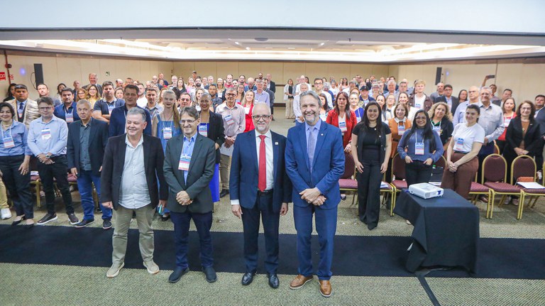 Gestores municipalistas de Santa Catarina recebem orientações sobre o Novo PAC