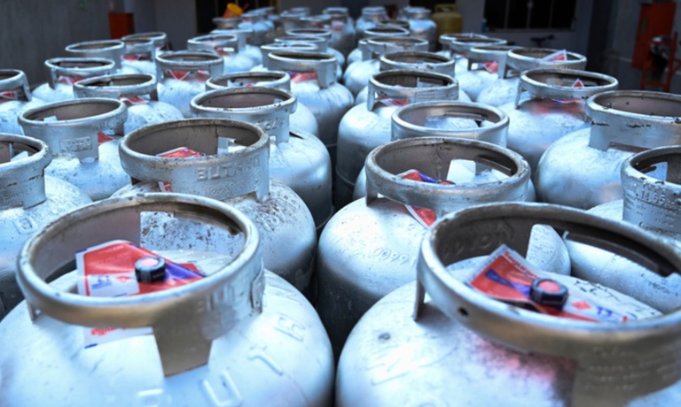 Governo do Brasil abre crédito de R$ 330 milhões para frear alta do gás de cozinha