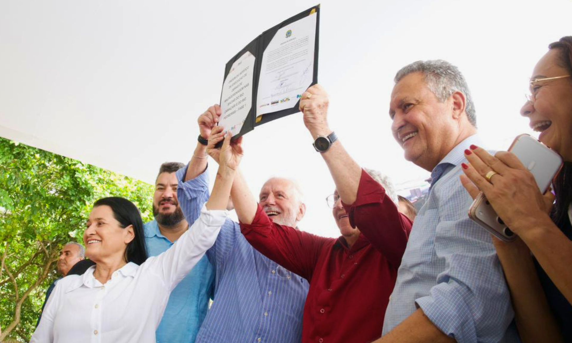 Ministro da Casa Civil, Rui Costa, acompanhou autorização para início das obras nesta quarta-feira (1º), com foco na segurança de quem mora em áreas de risco