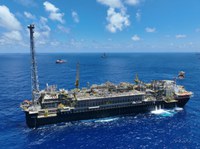 Petrobras inicia produção de petróleo do navio-plataforma P-78, empreendimento do Novo PAC