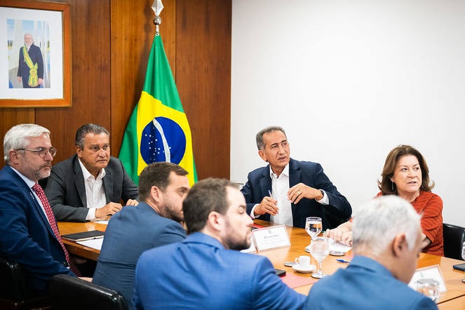Ministros e equipe técnica se reuniram na Casa Civil para detalhar soluções emergenciais voltadas a Minas Gerais | Foto: Henrique Raynal / CC