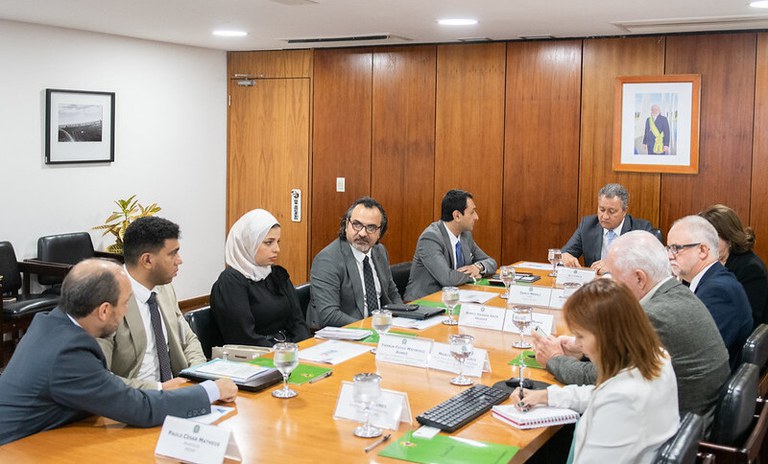 img Casa Civil recebe investidores egípcios com interesse nas áreas de Energia, Transporte e Educação