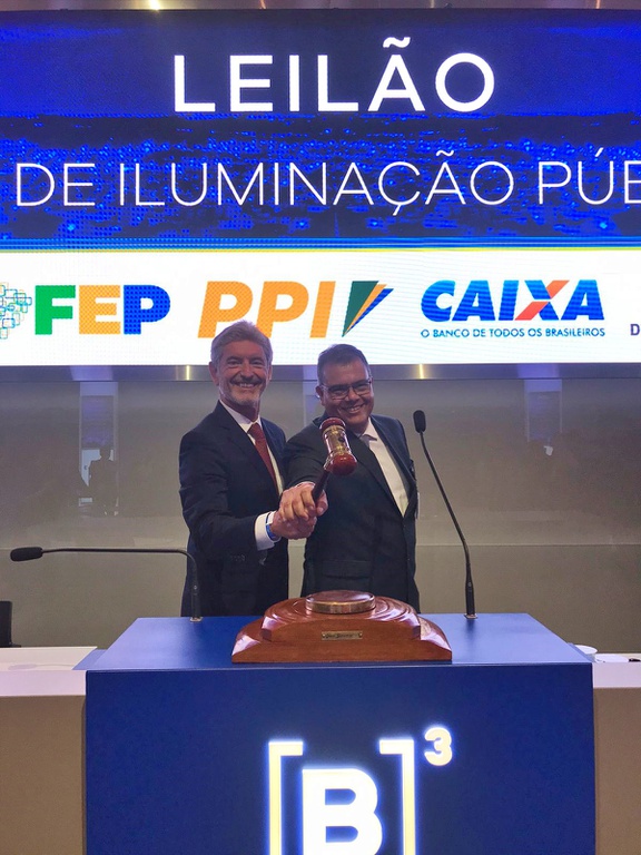 Leilão
