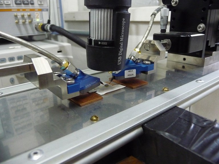 microwave_microprobes_LMAG-CBPF-1.jpg