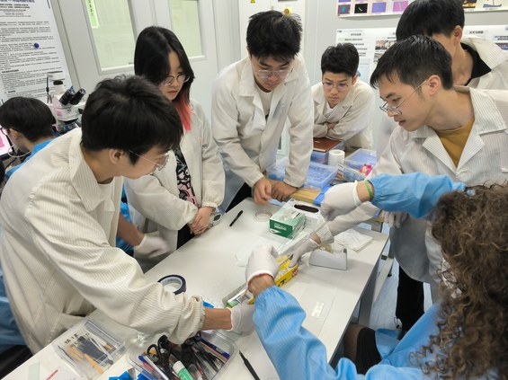 Treinamento realizado por Gadelha - Crédito: Di Huang