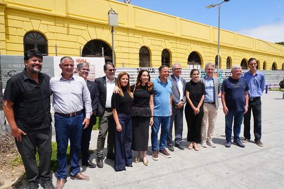 Participantes do CDT e membros da Prefeitura de Niterói - Crédito: NCS/CBPF