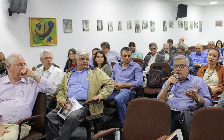 NIT-DEBATE-BANNER-REDUZ.jpg