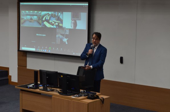 Márcio Portes de Albuquerque, diretor do CBPF, na abertura do eventoCrédito: João Leite/NCS