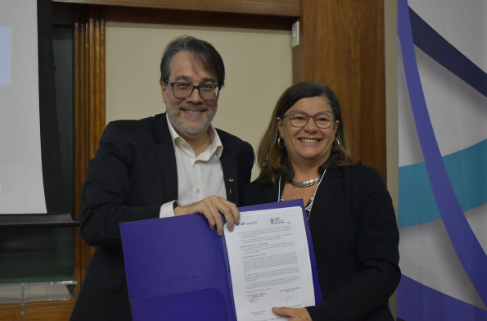 Assinatura do acordo - Crédito: NCS/CBPF