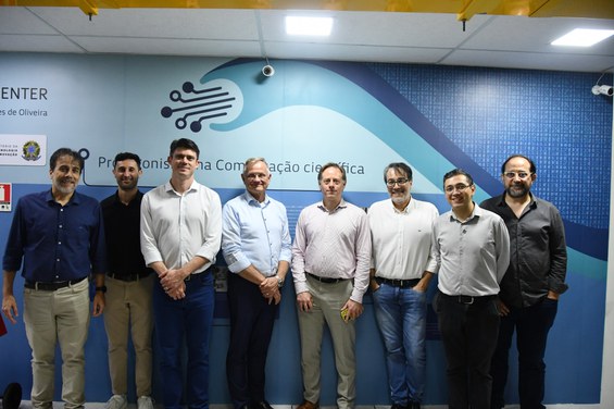 Marcelo Portes Albuquerque (CBPF), Paulo Russano (CBPF), Paulo Afonso (MCTI), Lars Bergström (Innovair), Fredrik Heintz (Linkoping University), Marcio P. Albuquerque (CBPF), Clecio de Bom (CBPF), Fabio Gouveia (Ibict) - Crédito: NCS/CBPF