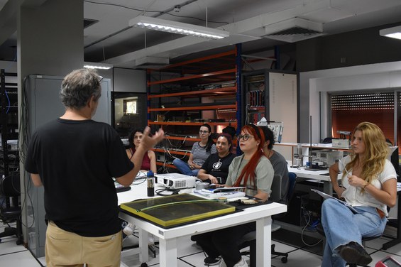 Rálita e Maria Antonia participaram do Módulo de Instrumentação em Física de Partículas I. Crédito: NCS/CBPF