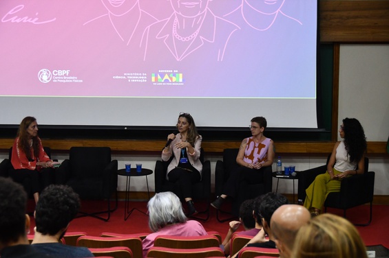 Andrea Latgé, Suzana Peripolli, Gabriela Reznik e Gabriela Marques - Crédito: NCS/CBPF