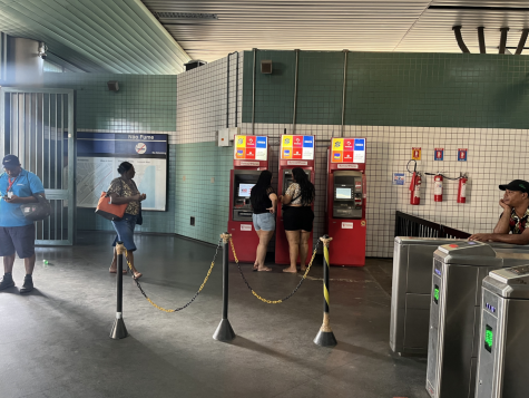Localização: área livre, ao lado dos caixas eletrônicos (2,20m x 1,20m)