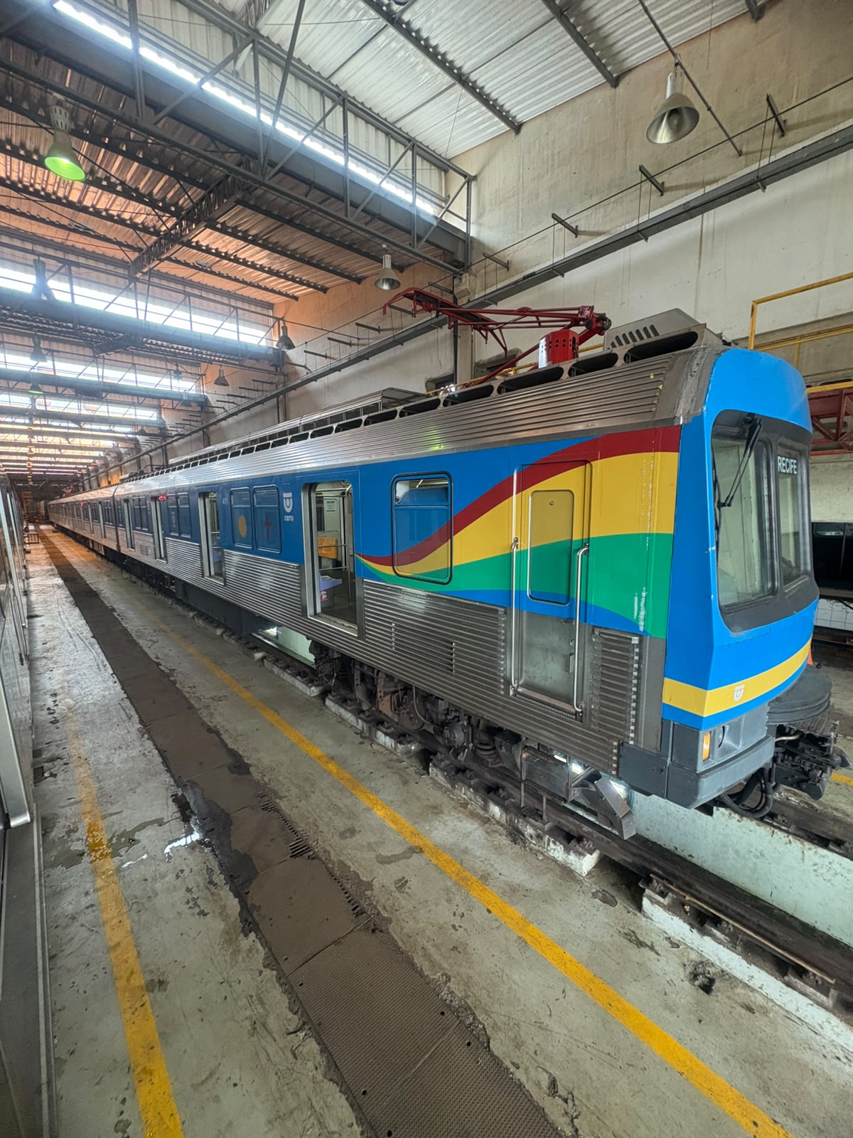 Trem 41 energizado