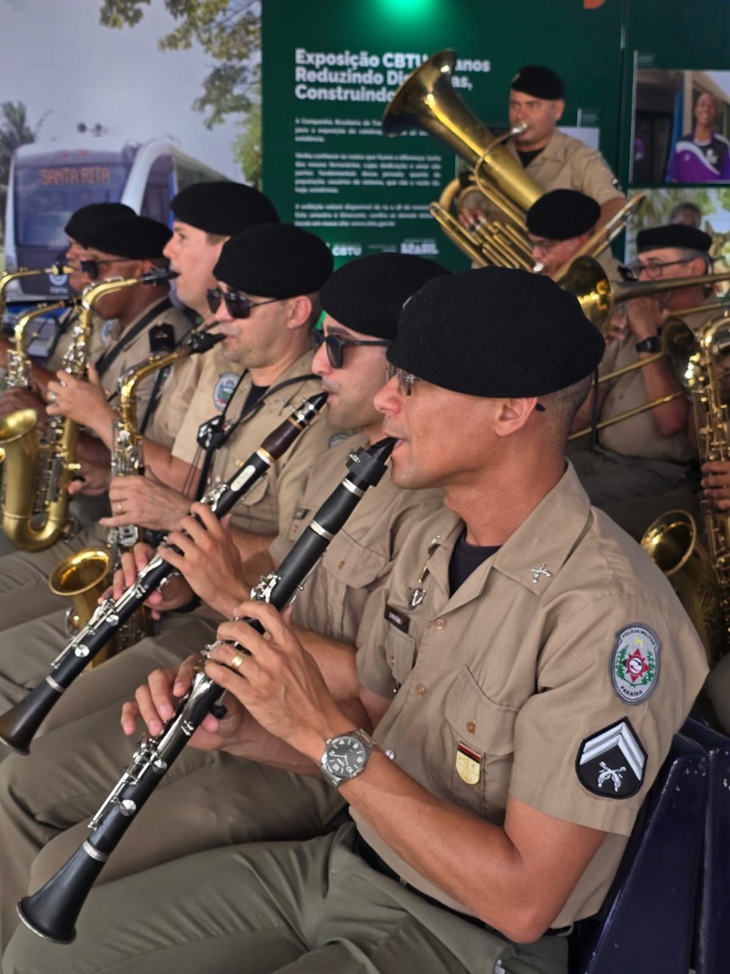 Banda da polícia Militar de Maceió se apresentando