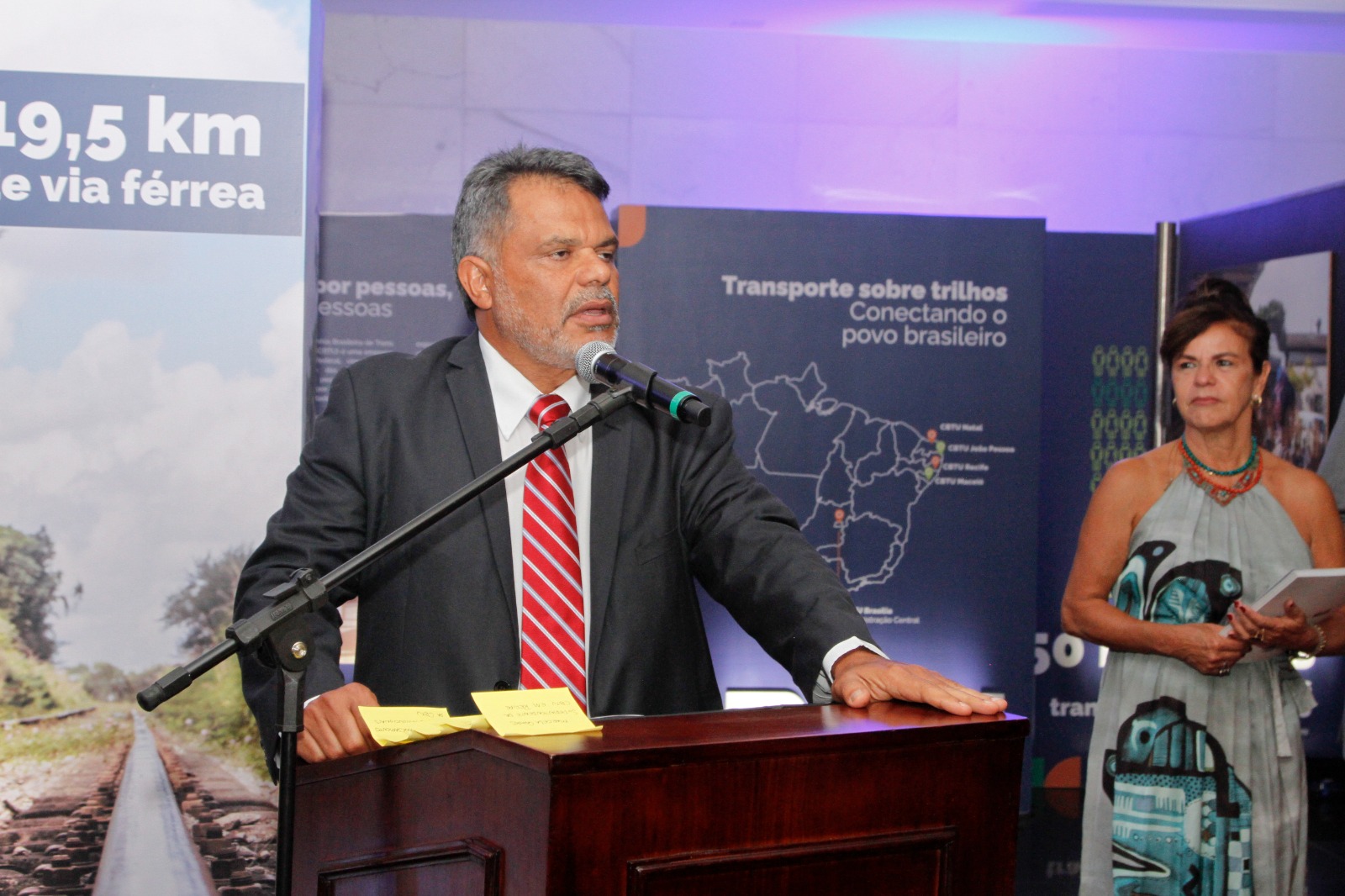 diretor-presidente da CBTU José Marques em seu discurso dobre os 40 anos da empresa 