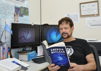 Pesquisador do CDTN lança livro sobre a energia nuclear