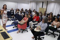 “Não precisamos provar que damos conta por ser mulher”