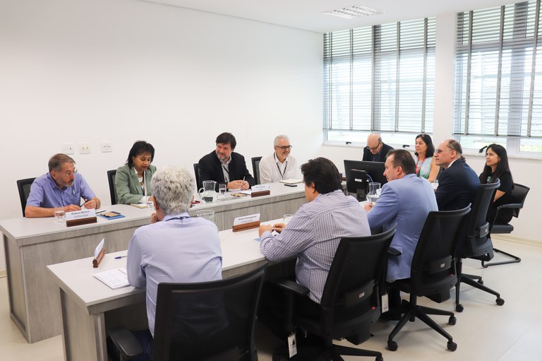 2024-05-27_Visita_Institucional_JINR_Deivid Oliveira (11).jpg