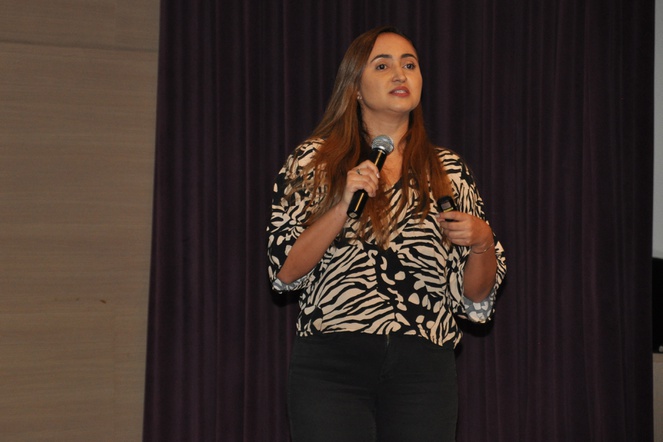 Jéssica Pauline, doutoranda pelo PPG-CDTN
