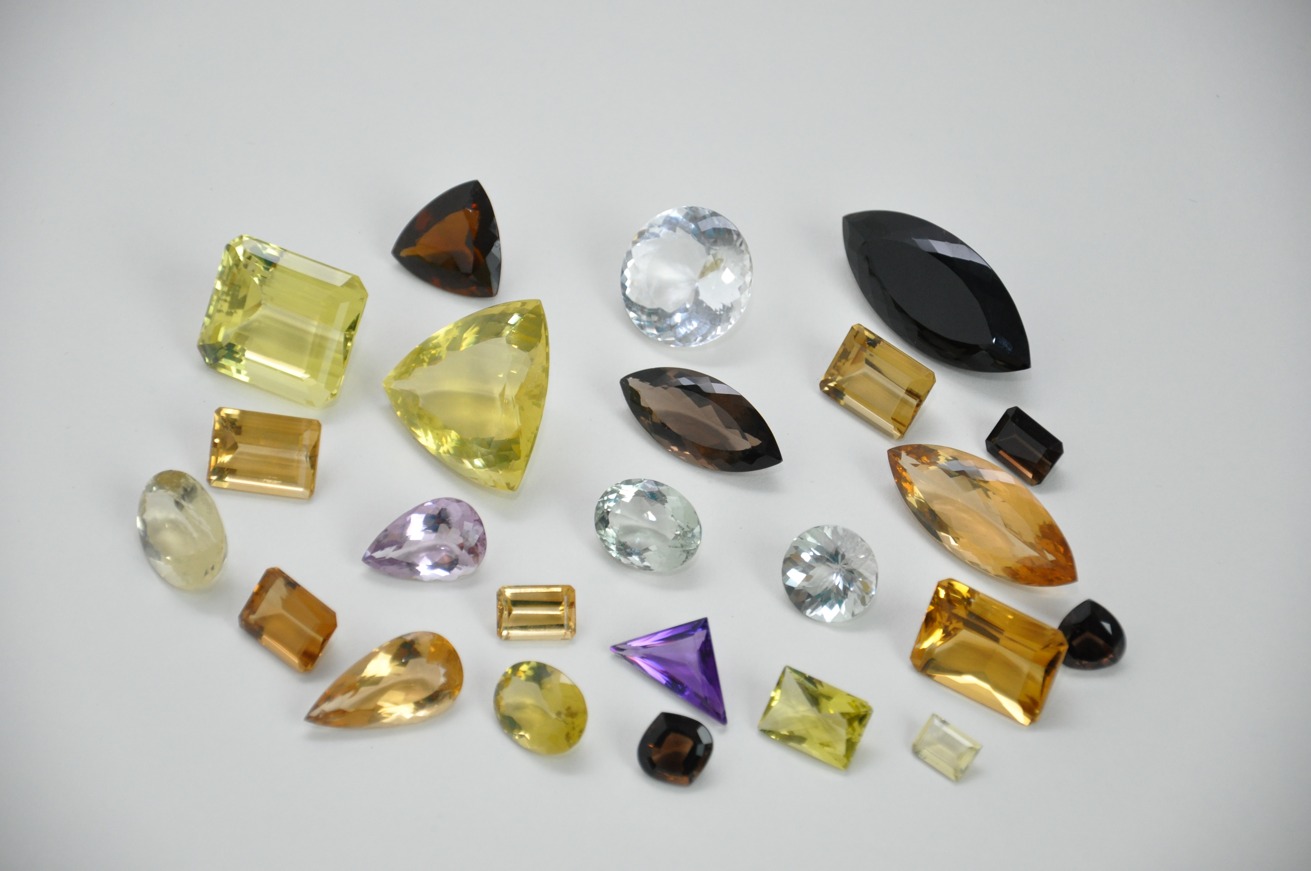 Irradiated gemstones | Photo: Antonio Santiago