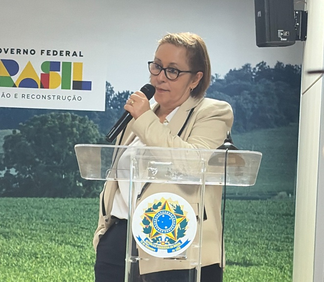 Dra. Regina Alvalá, diretora do Cemaden, durante sua fala no encerramento do evento - Foto: Ascom Cemaden