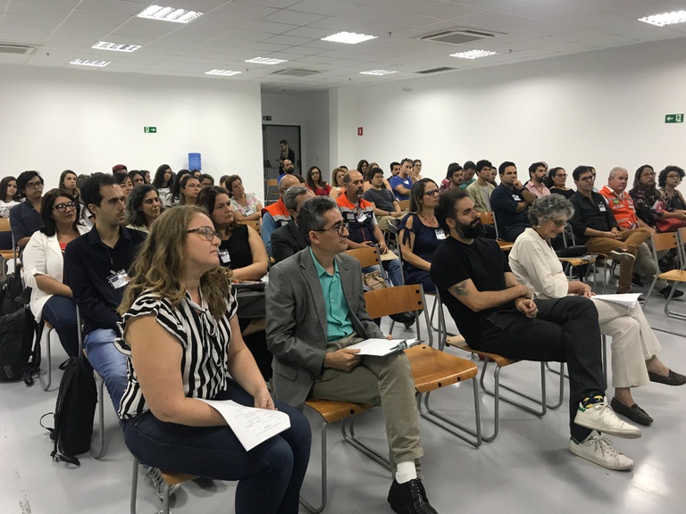 Foto-7-Premiação-Campanha-2019-Cemaden-Educação-auditório-frente-lado-esquerdo.jpg
