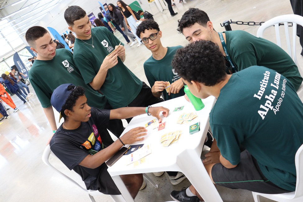 Cemaden no Science Days : estudantes conhecem desastres socioambientais e profissões que atuam nessa área pelos jogos educativos do Cemaden Educação (Foto Cemaden Educação)