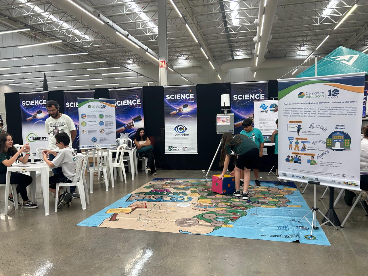 Foto Capa 2 Cemaden no Science Days - Estande do Cemaden no Science Days 2025 em São José dos Campos.jpeg