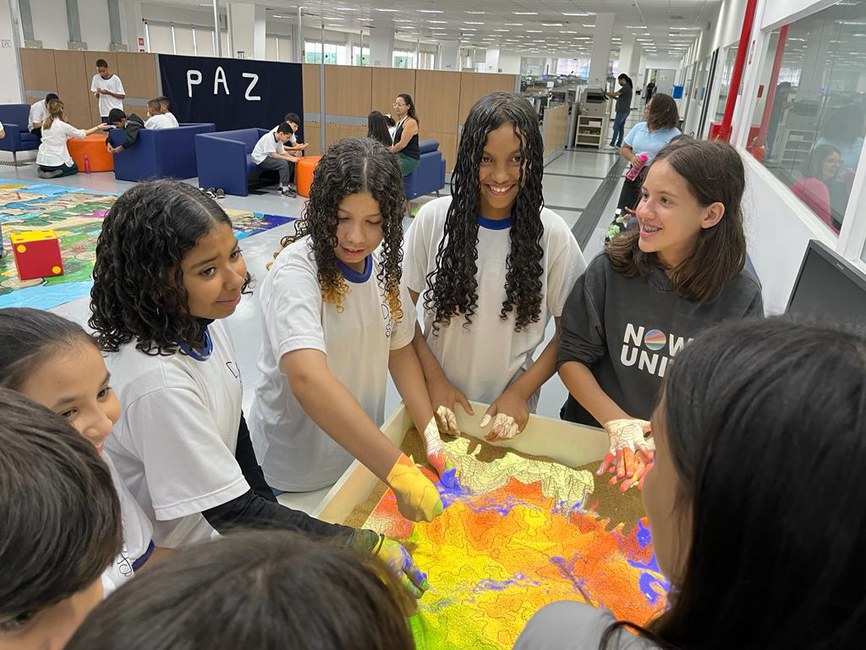 SNCT 2023 -Cemaden -SJC maquete interativa e jogos no salão