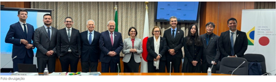 Foto capa Participantes da VI Reunião Brasil-Japão em Tóquio outubro 2025.png