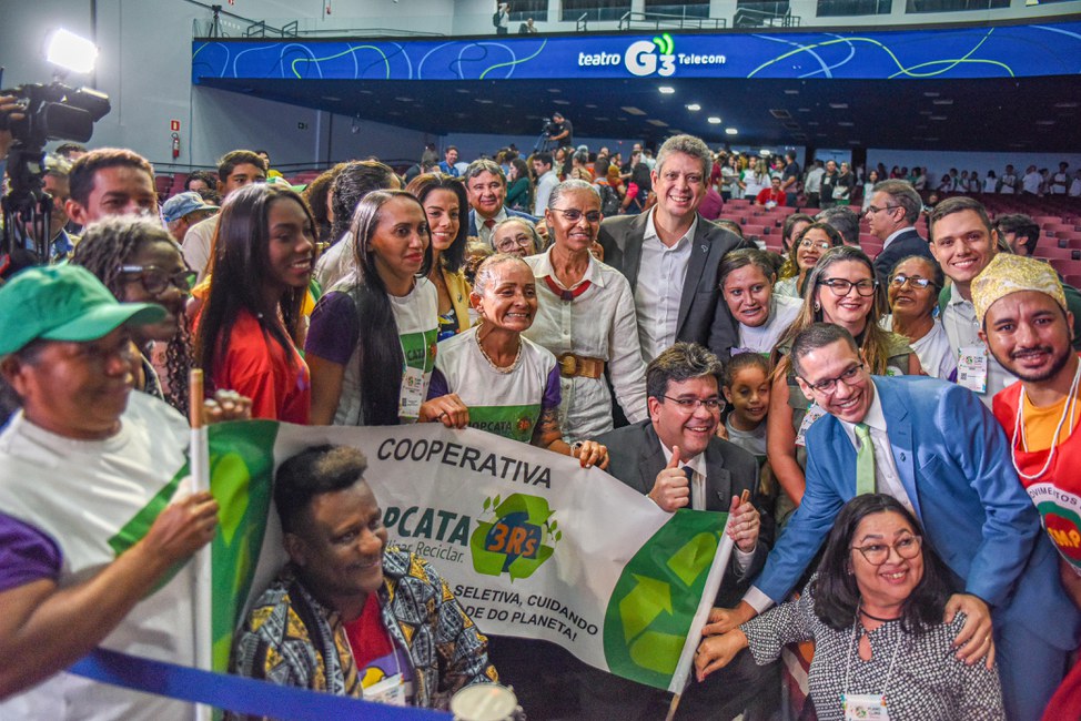 Ministra Marina Silva, do MMA com representantes da sociedade civil, para discutir Plano Clima Participativo, realizado em Teresina (PI), no dia 02 de agosto de 2024.