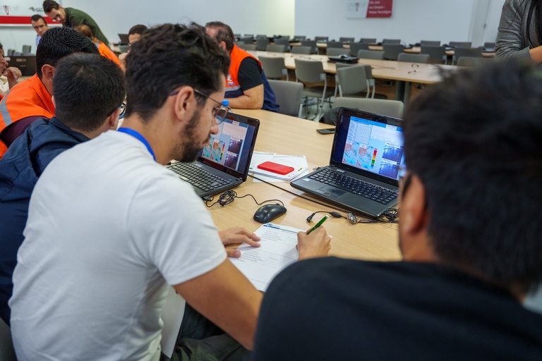 Foto capa Oficina Monitoramento de Extremos Geo-hidrológicos- simulado de emissão de alerta.jpg