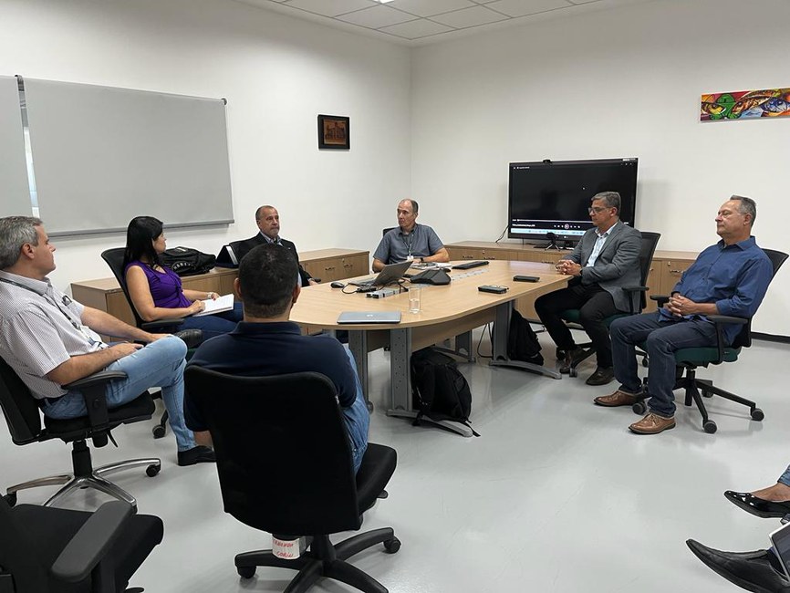 Visita CCR ao Cemaden- reunião com gestores