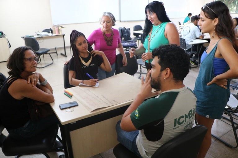 Oficina e capacitação para o uso da plataforma SEM-FLAMA, para o monitoramento e gestão de queimadas e incêndios florestais, realizada na Universidade Federal do Oeste do Pará (Ufopa).