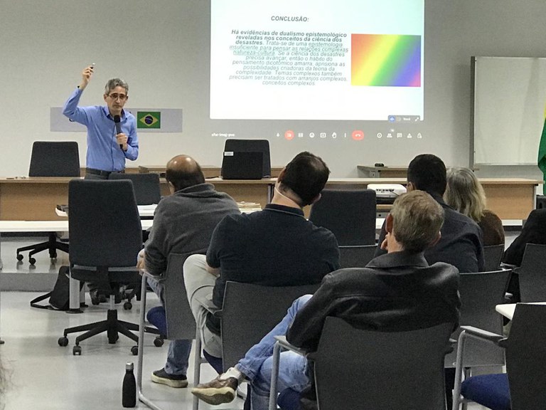 Foto  Defesa Renato Lacerda junho 2023 capa.jpg