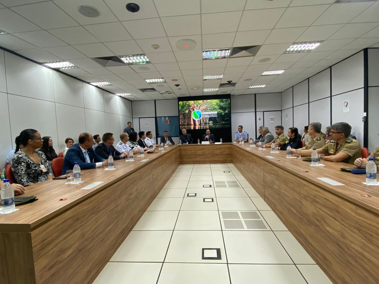 Censipam recebe alunos do Curso de Logística Estratégica e Defesa da Escola Superior de Defesa