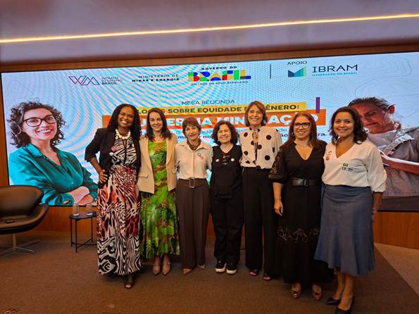 Silvia França (CETEM) em agenda institucional em Brasília