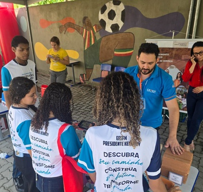cetem-participa-feira-regional-de-profissoes-es-ft3.jpg