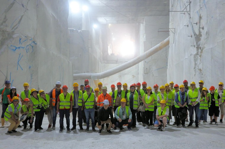 Participantes do GSC2025 em visita a uma pedreira da região