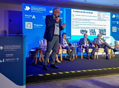 cetem-participa-seminario-internacional-minerais-criticos