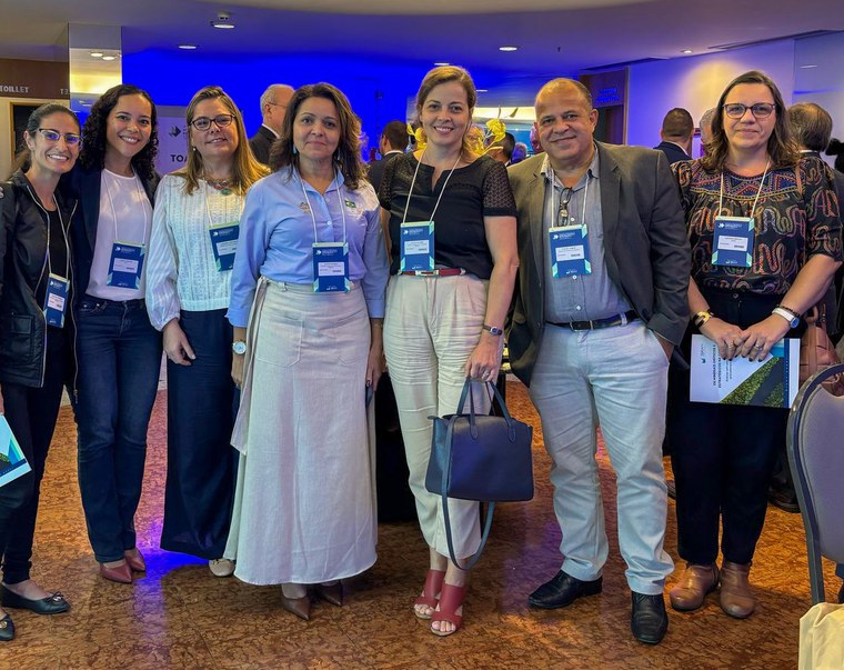 Integrantes do CETEM no Seminário Internacional de Minerais Críticos e Estratégicos 2025