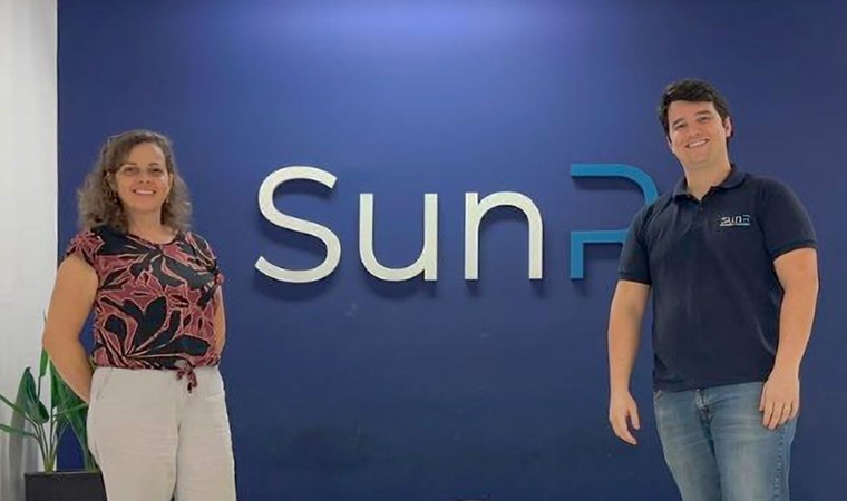 Lúcia Helena Xavier ( CETEM) e Leonardo Duarte (SUNR)